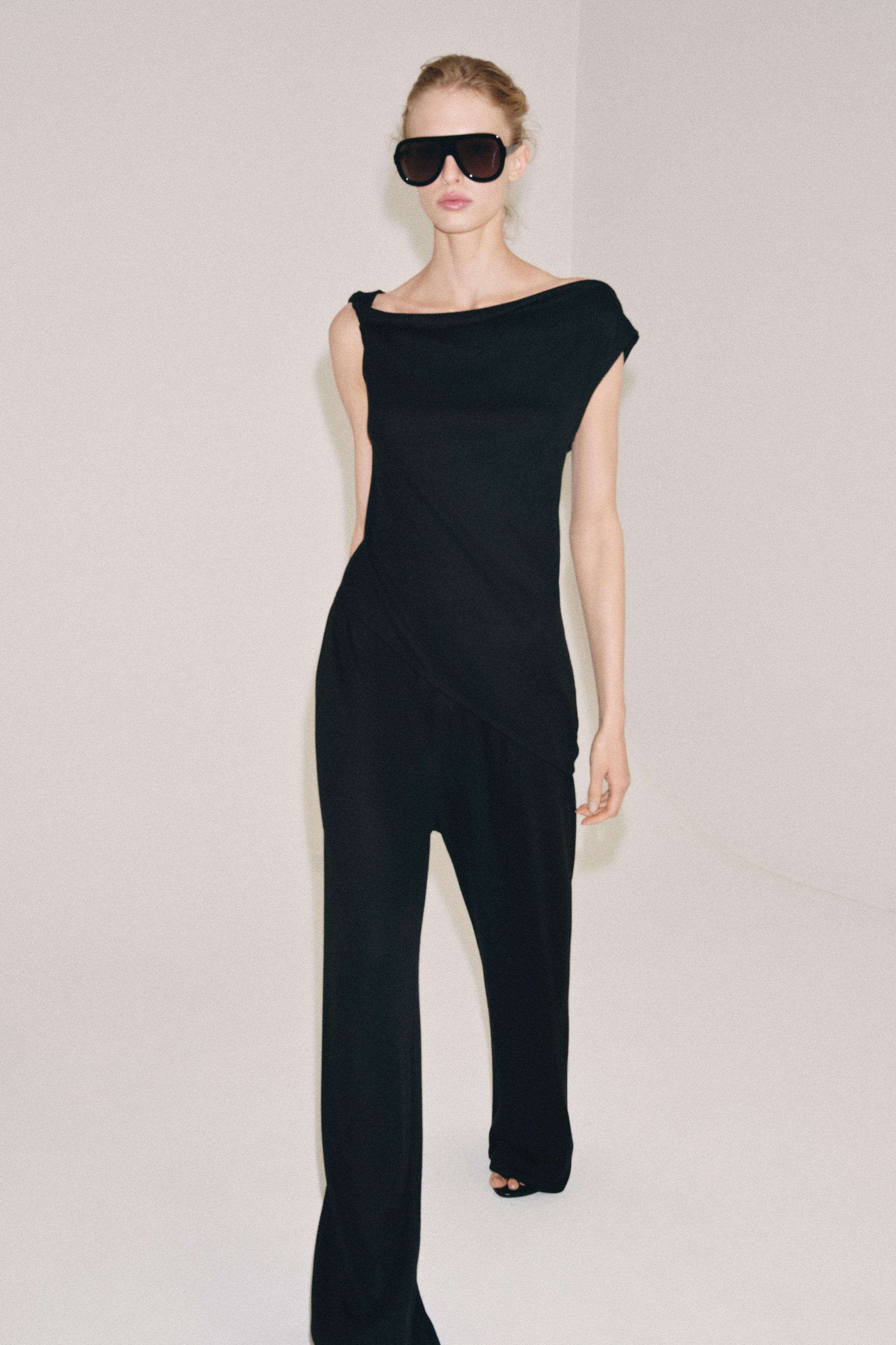 ASYMMETRIC RUSTIC TOP